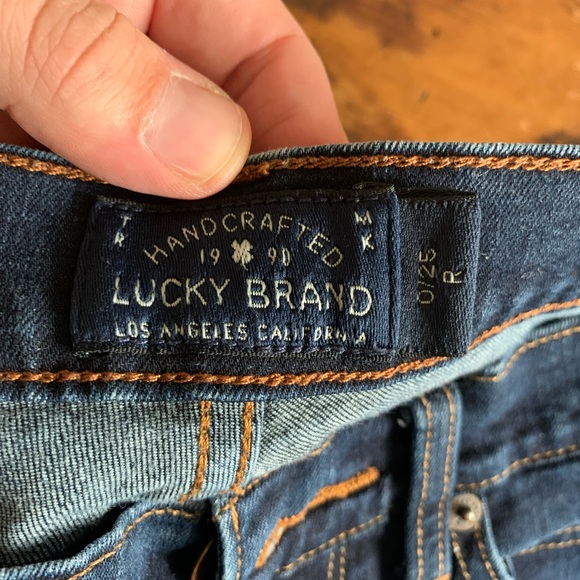 2 Pairs of Lucky Brand Skinny Jeans - Picture 5 of 6